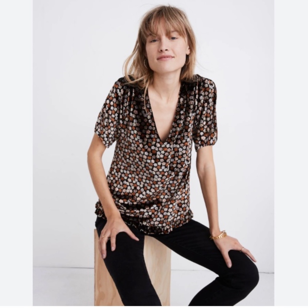 Madewell Velvet Tulip-Sleeve Ruffle Top in Petite Blooms Size Small